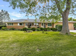 3543 S 157th St, New Berlin, WI 53151