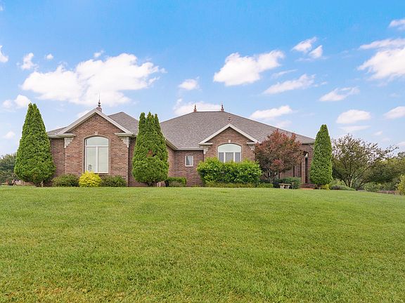 2nd image of 3842 W Stonehinge Drive W
