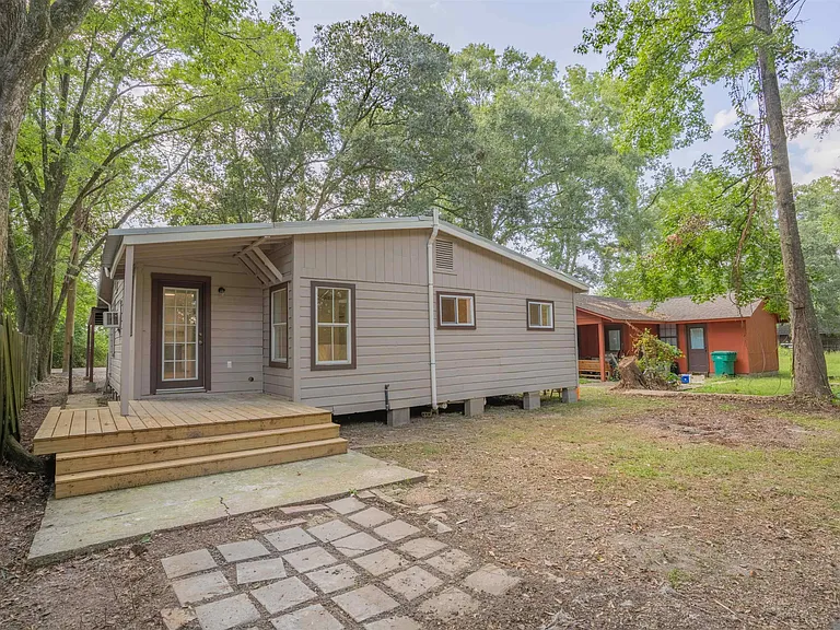30114 Oak St — Photo 2