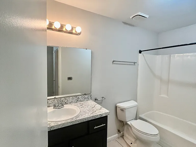 1602 Crystal Park Cir #1602 — Photo 8