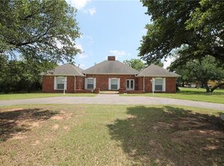 305 E Federal St, Shawnee, OK 74804