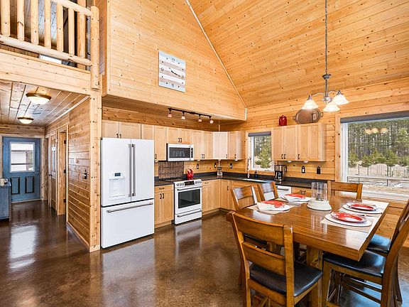 4th image of 58840 Erickson Rd