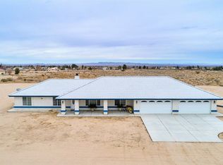 5370 Goss Rd, Phelan, CA 92371