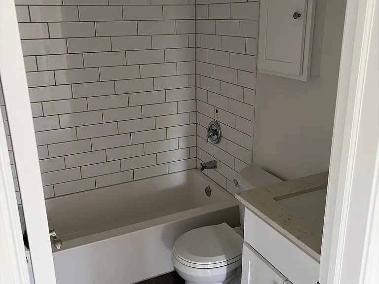 10712 Mary Ln — Photo 3
