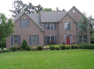 1609 Penns Xing S, Whitehall Township, PA 18104