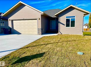 4 Aspen Ct, Cold Lake, AB T9M0G2