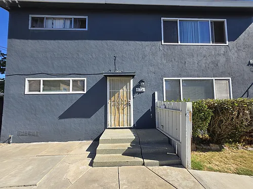 4739 35th St Photo 1