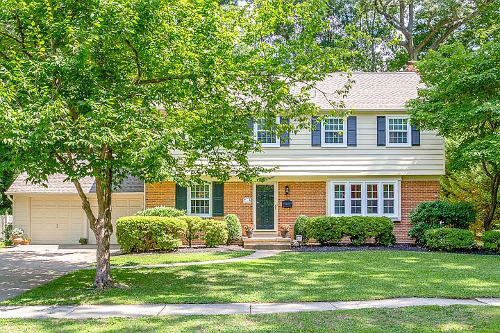 1st image of 108 Deerfield Dr