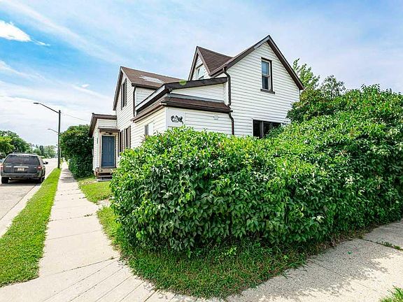 3rd image of 5003 N 48th St