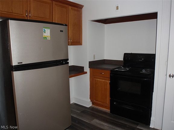 5th image of 4163 Elmore Ave