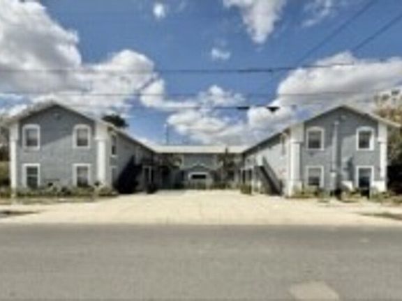 2nd image of 425 F St Unit 3