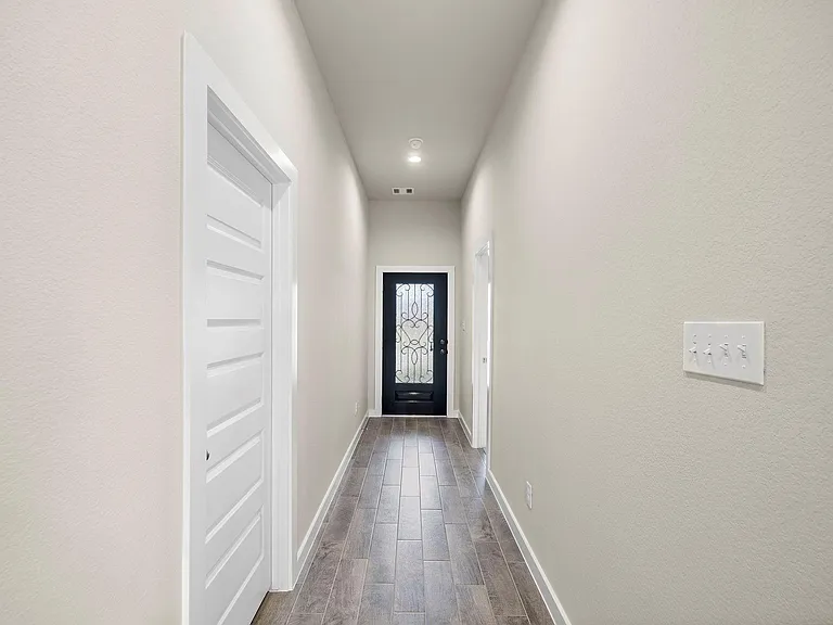 3327 Tilley Dr — Photo 5