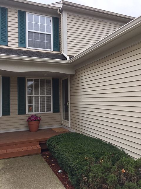 1st image of 3127 Megan Dr #1