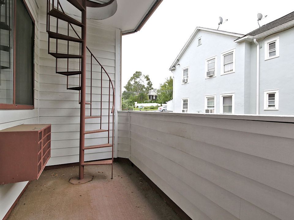 1st image of 40 Cambridge Ave #104
