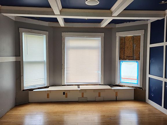 5th image of 662 Highland Ave