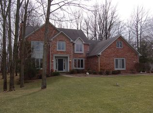 9807 Ridge Dr, Indianapolis, IN 46256