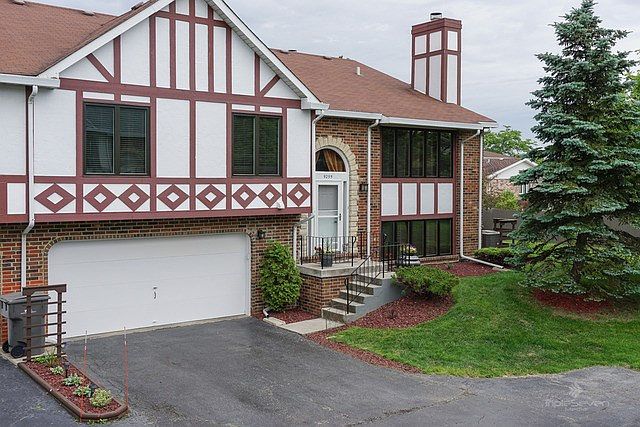 1st image of 9295 Windsor Pkwy #107