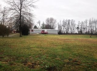 120 Country Ln, Vine Grove, KY 40175