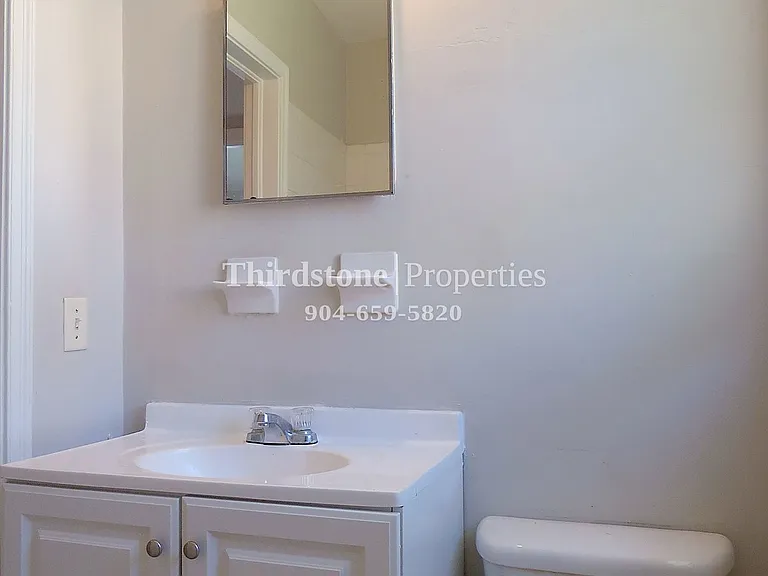 1946 Allandale Cir E — Photo 9