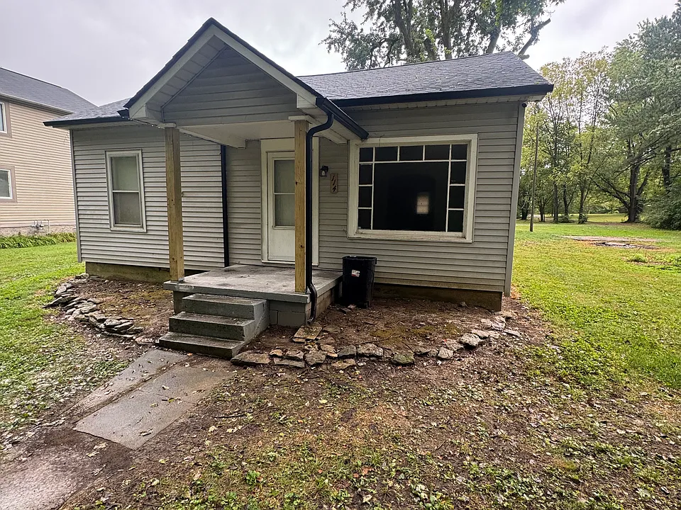 114 E Saint Joe Rd