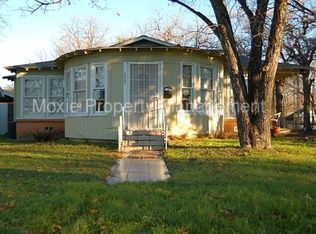 2327 McLemore Ave, Fort Worth, TX 76111