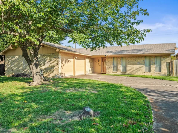 2400 Bowling Green St, Denton, TX 76201