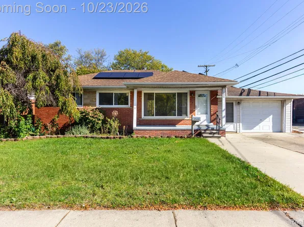 14825 Trenton Rd, Southgate, MI 48195