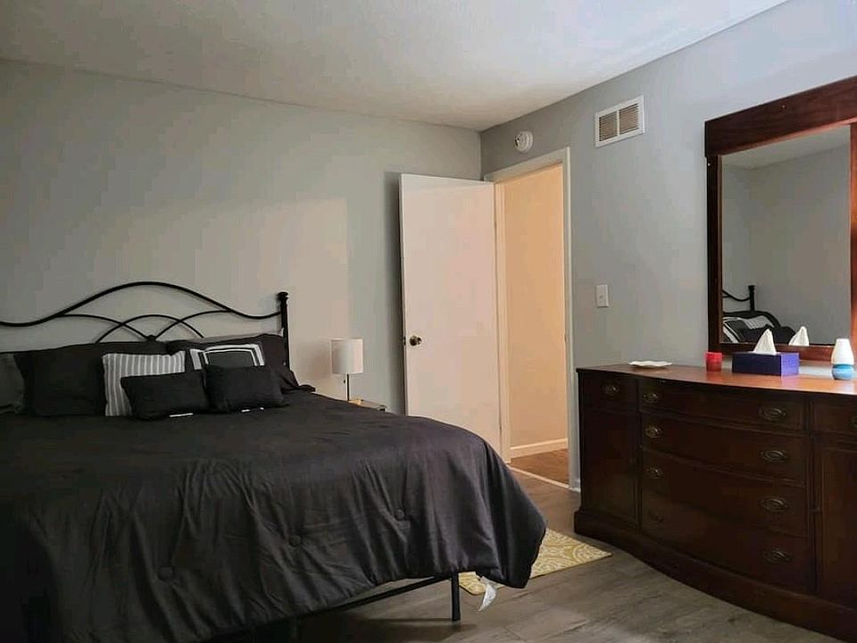 1st image of 1004 Duey Ave