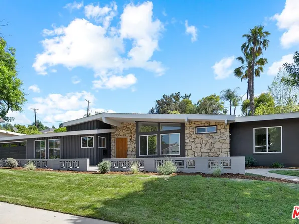 22946 Brenford St, Woodland Hills, CA 91364