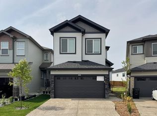 1340 11th Ave NW, Edmonton, AB T6T2H3