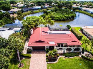422 N Rossetti Dr, Nokomis, FL 34275
