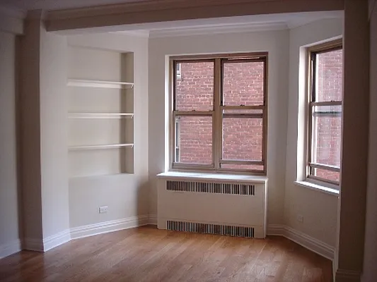 Rented by Stonehenge NYC LLC | media 36