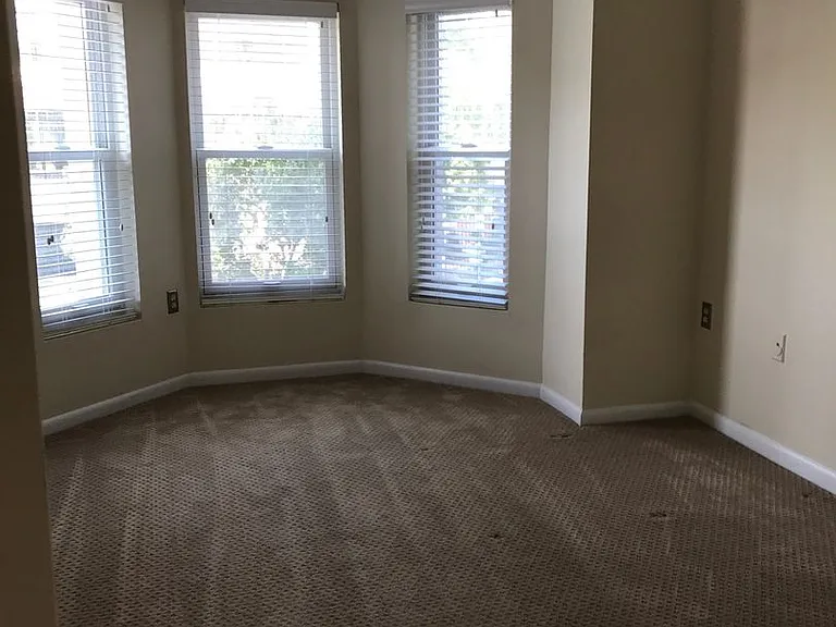 1425 Hopkins St NW #201 — Photo 14