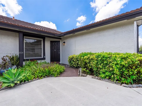 15252 SW 46th Ln #Hr-68, Miami, FL 33185