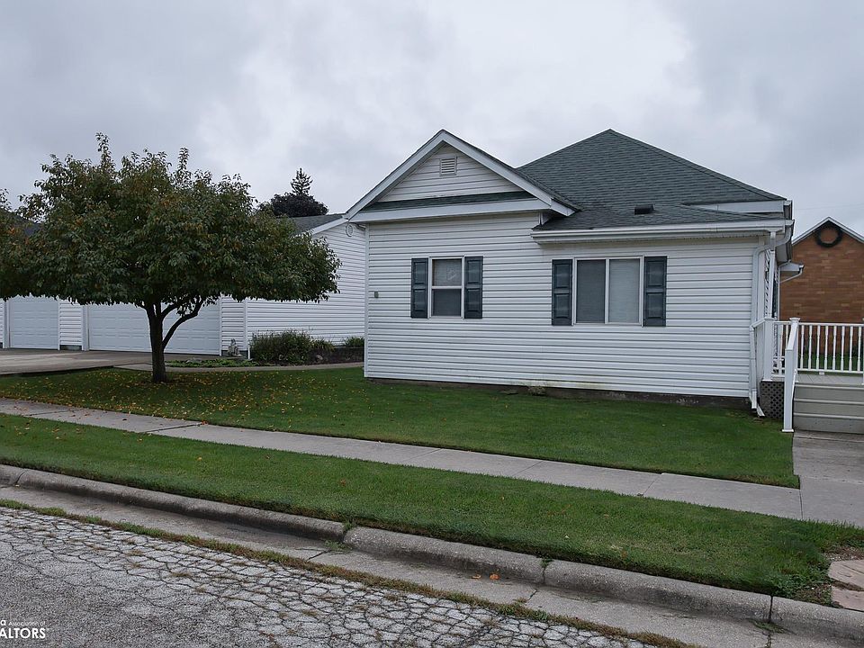 1st image of 108 Herman St
