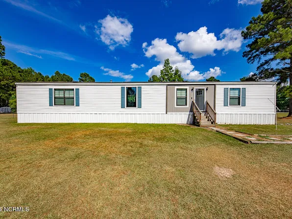 180 Running Pines Road, Chocowinity, NC 27817
