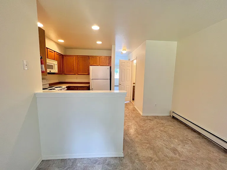 209 E 18th Ave #D16 — Photo 16
