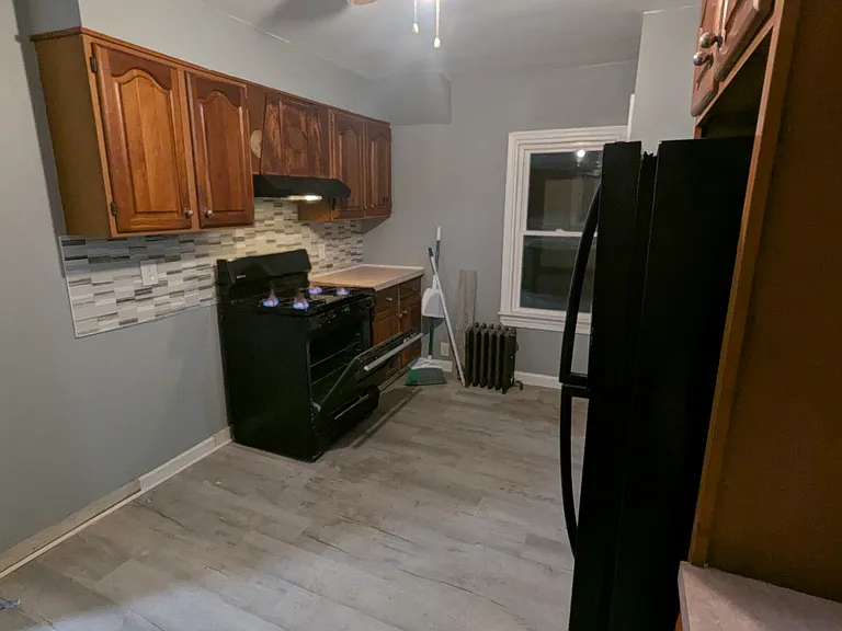 68 Weber Ave — Photo 7