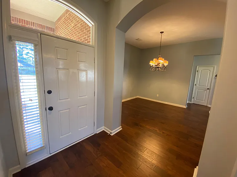 9761 Silver Bell Ct — Photo 11