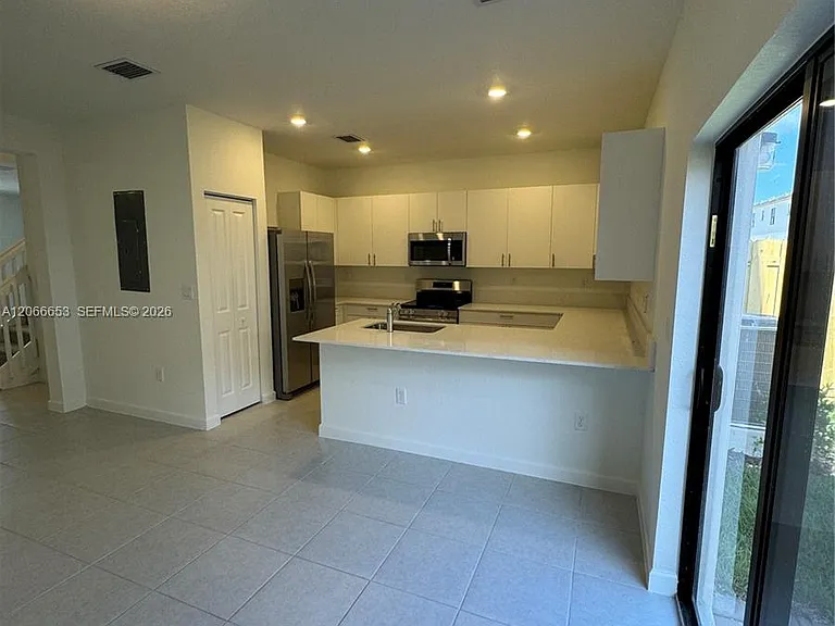 23379 SW 128th Ave #23379 — Photo 5