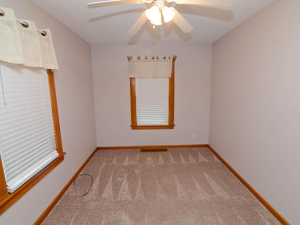 7355 Hubbard Bedford Rd, Hubbard, OH 44425 Zillow