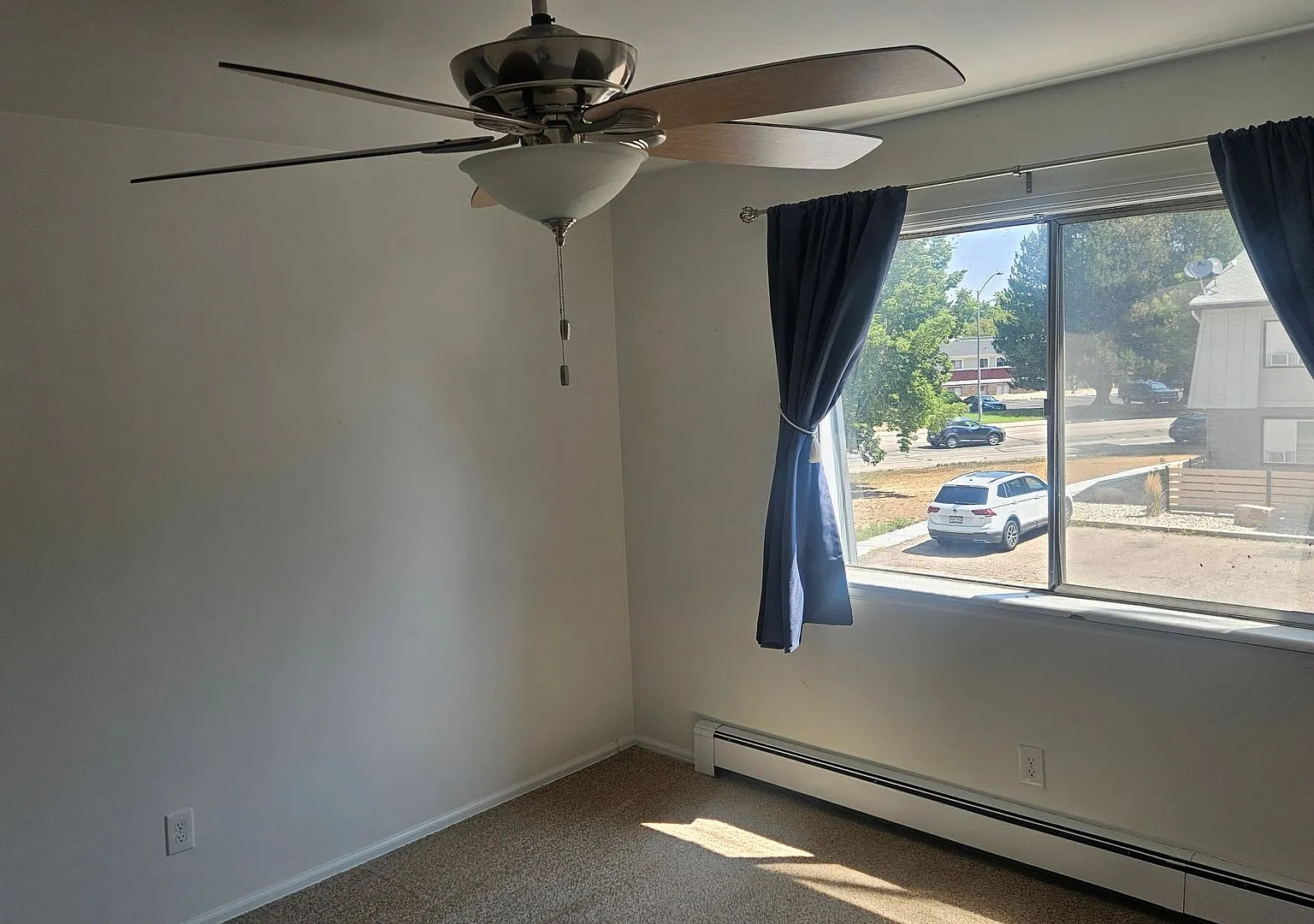 Cute 2 Bedroom In Midtown — Photo 4