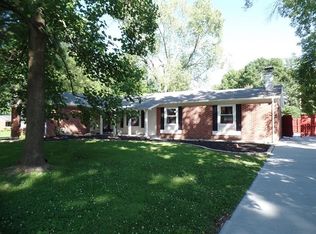 3182 New Castle Dr, Florissant, MO