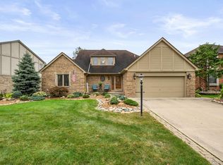 14436 Elrond Dr, Sterling Heights, MI 48313