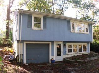 17 Pembroke Rd, Plymouth, MA 02360