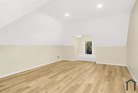 462 Beaumont St — Photo 5