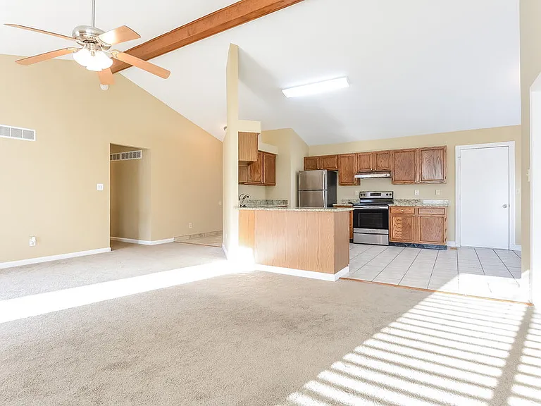 1202 Liberty Xing — Photo 7