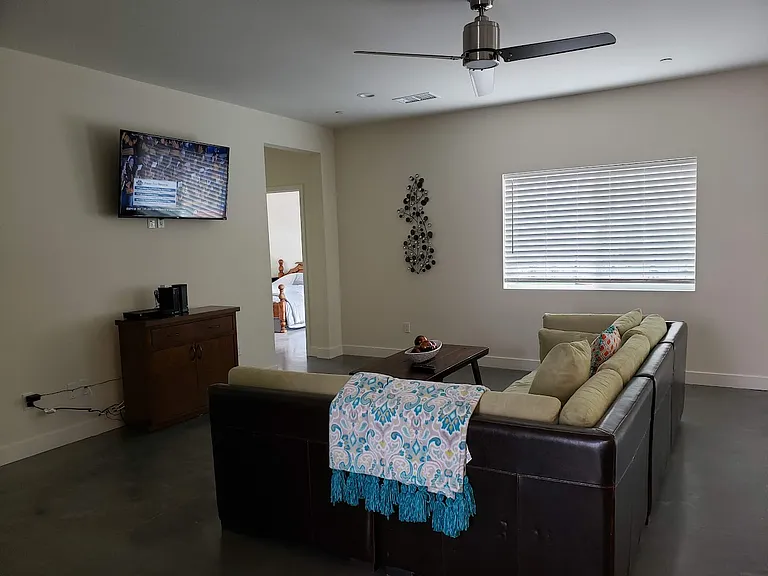 27175 Ventura Dr — Photo 6
