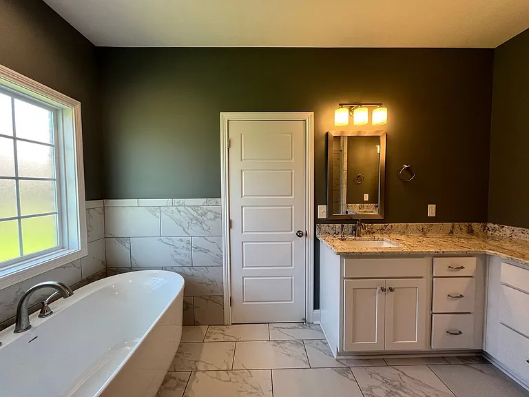 557 Dexter Dr — Photo 23