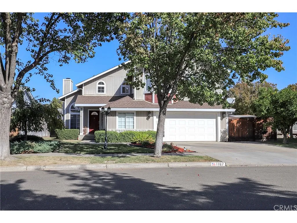 1167 Mirror Lake Dr photo 1